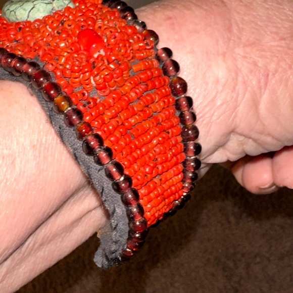 NavajoTrue Coral hand beaded Adjustable bracelet w TURQUOISE. - Picture 8 of 8